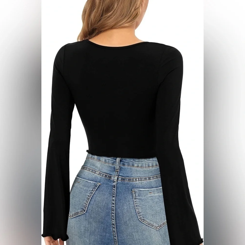 NWT- CLOZOZ Women’s Crop Top Blouse Square Neck, Long Bell Sleeve, Lettuce Trim